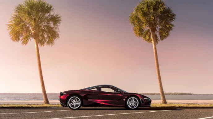2018 mclaren mso 720s coupe side view hs 1280x720 1 1
